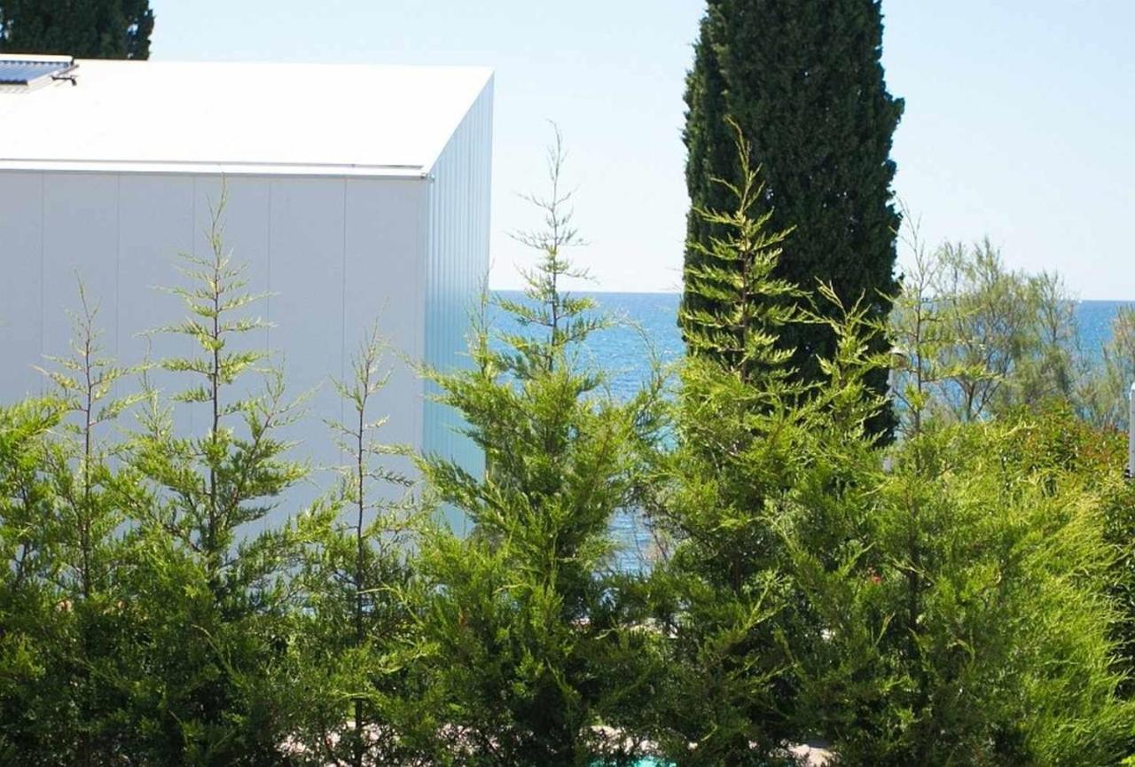 Apartments Materada Poreč Buitenkant foto